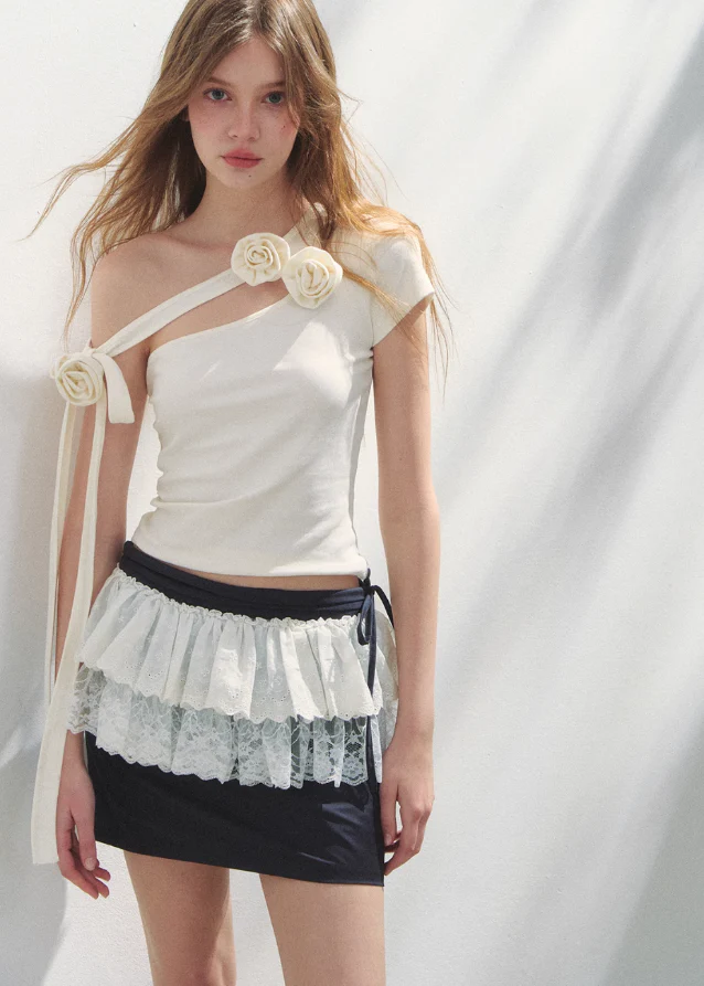 Off Shoulder Irregular Short Sleeve Top T-shirt - Image 4
