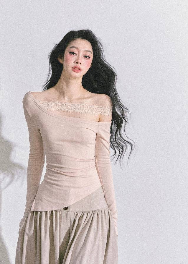 Parisien Asymmetry Lace Blouse - Image 3