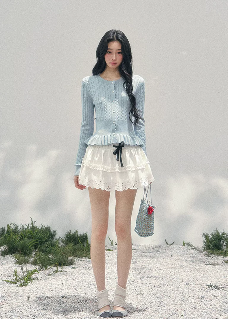 Perle Ode Cropped Cardigan - Image 9