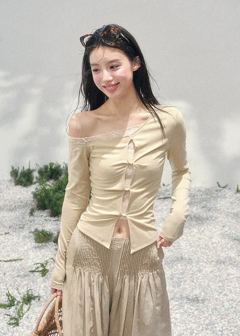 Poème Lumière Off-Shoulder Top - Image 10