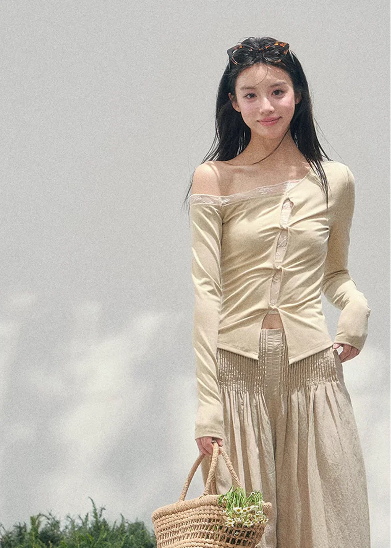 Poème Lumière Off-Shoulder Top - Image 11