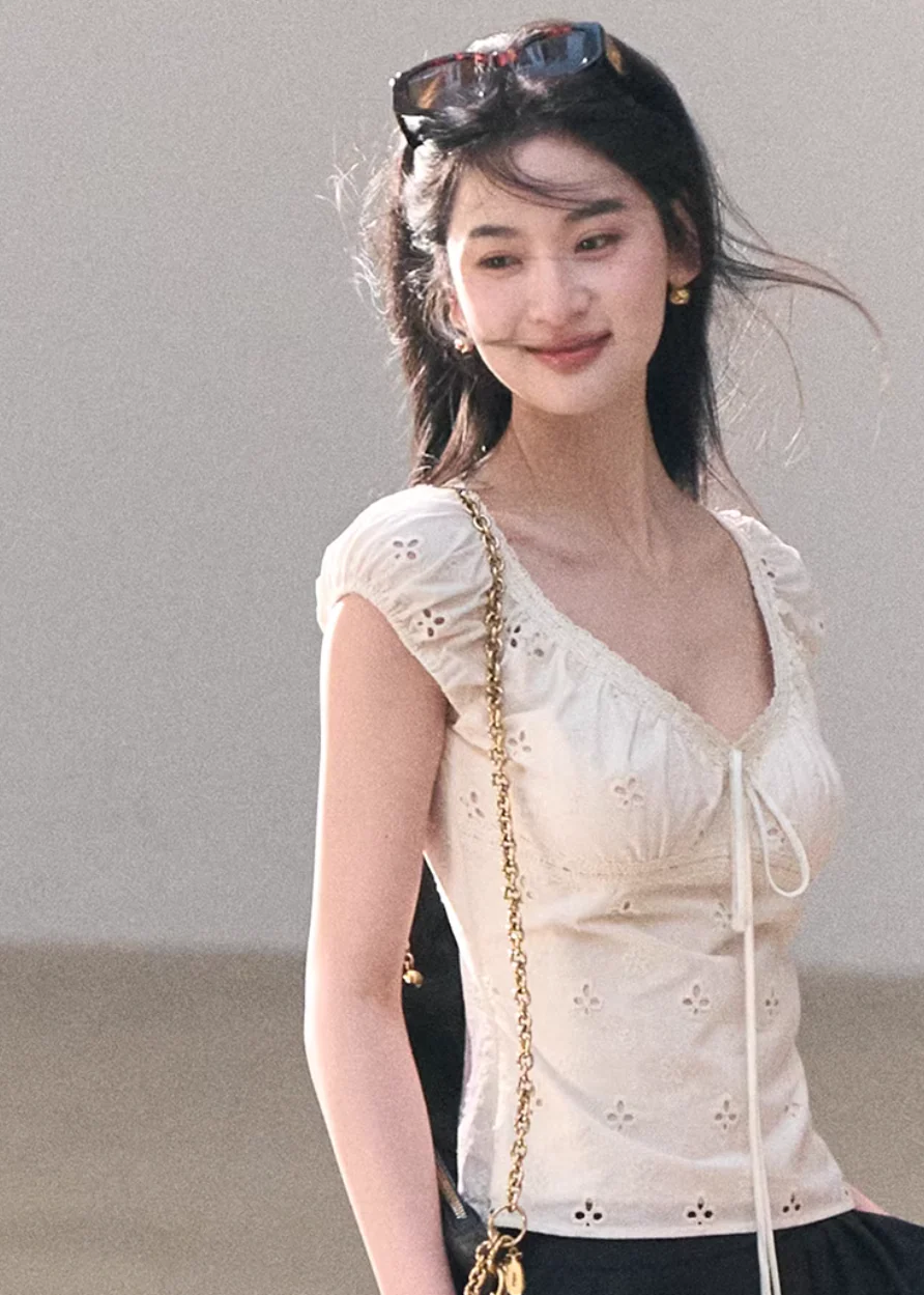 Pure Cotton Lace Slim Top - Image 3