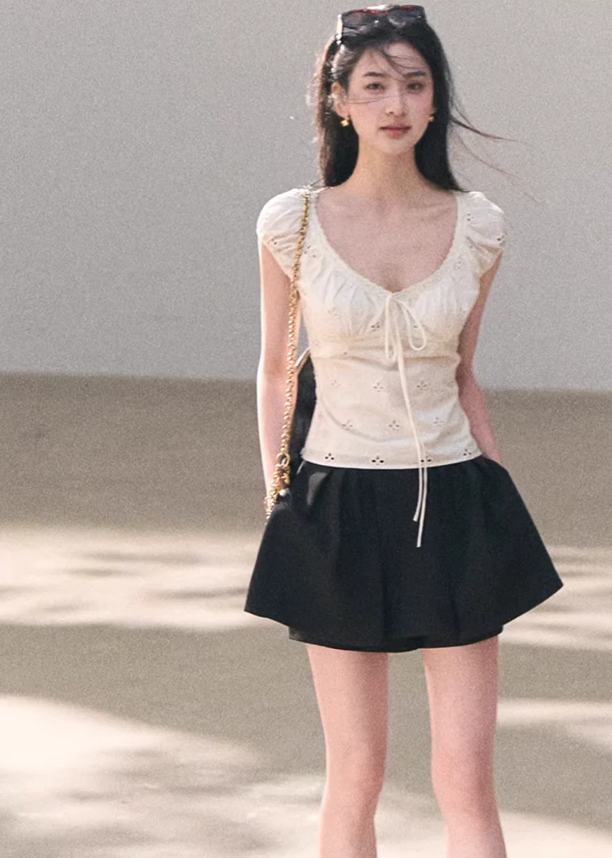 Pure Cotton Lace Slim Top - Image 4