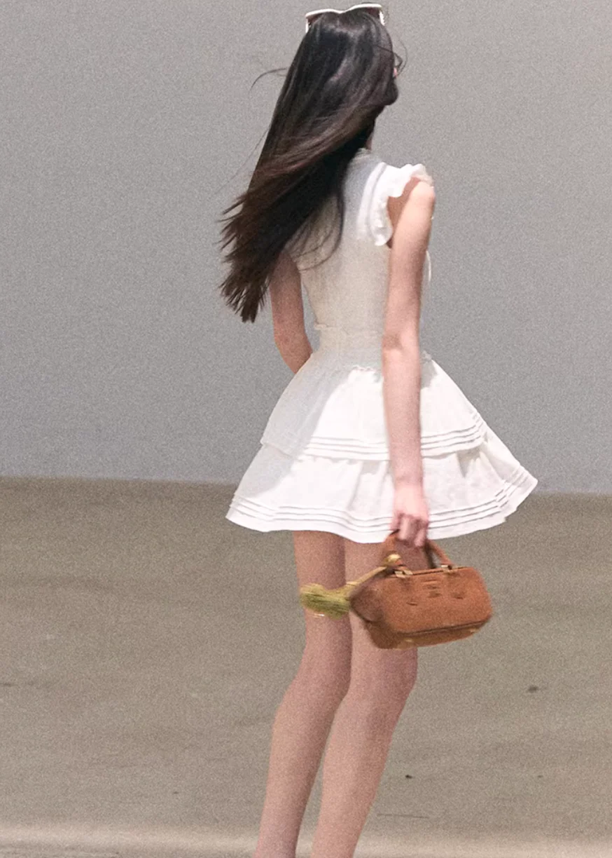 Seagull Ease Waist Dress - Image 11