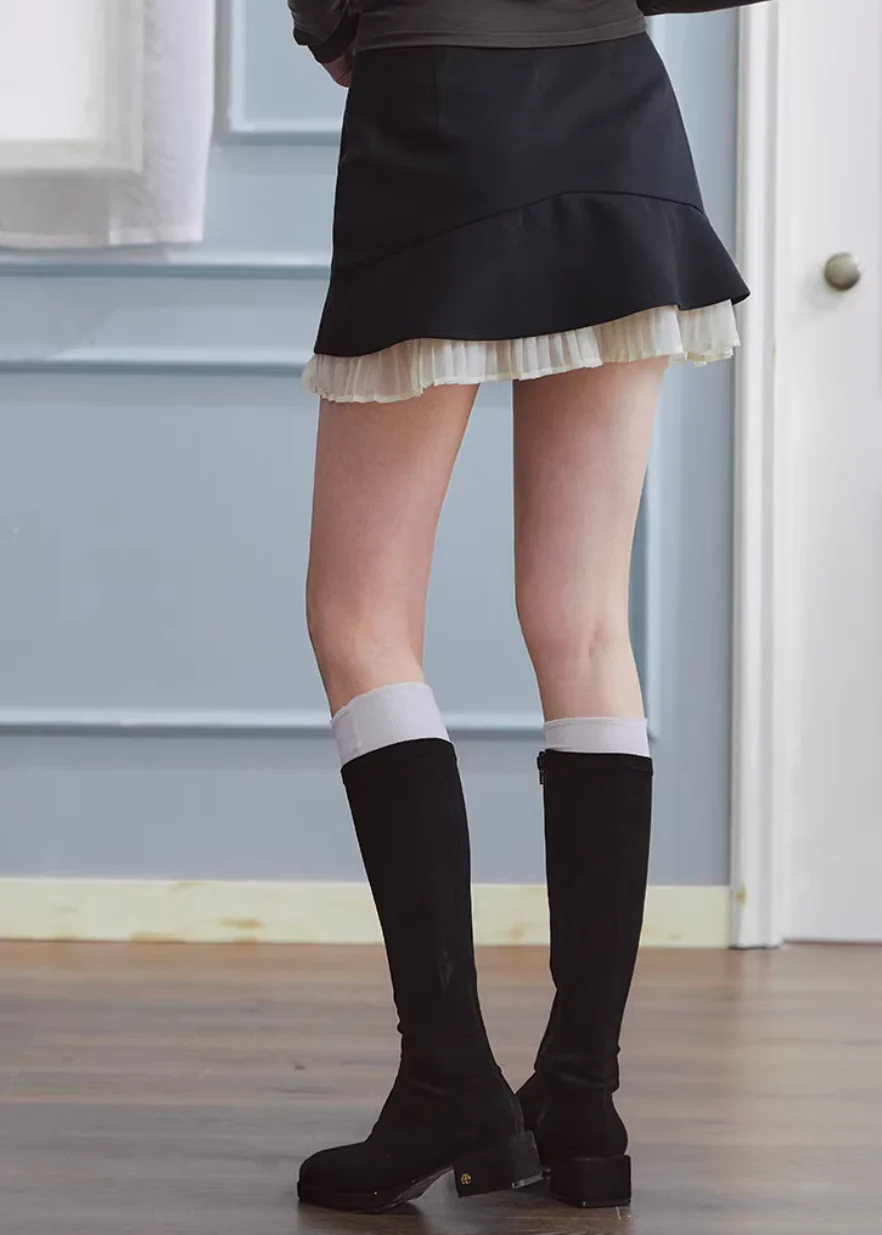 Soft Edge Layered Mini Skirt - Image 5