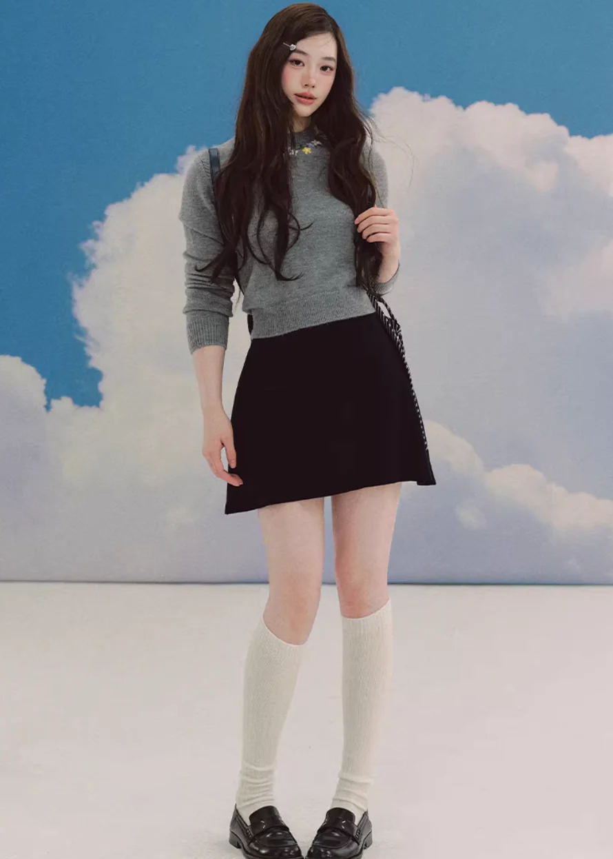Soft Garden Crew Neck Sweater - Image 9
