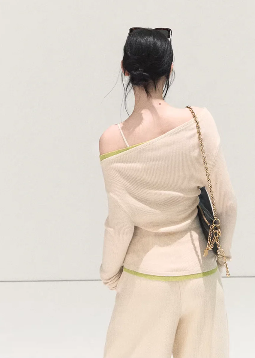 Softline Knit Wide Pants - Image 15