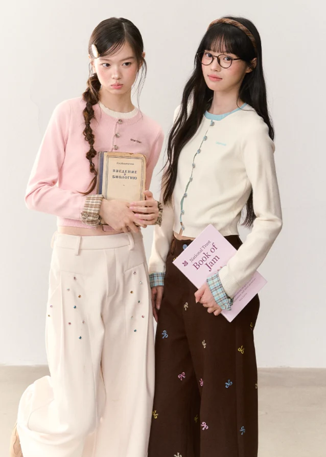 Sweet Patchwork Contrast Knit Cardigan - Image 7