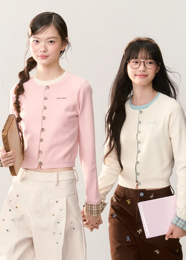 Sweet Patchwork Contrast Knit Cardigan - Image 9