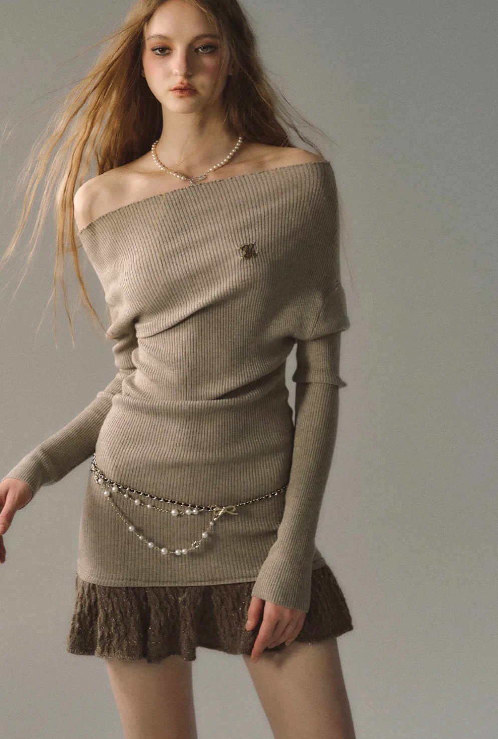 Off-shoulder black knitted sweater skirt hot skirt dress - Image 4