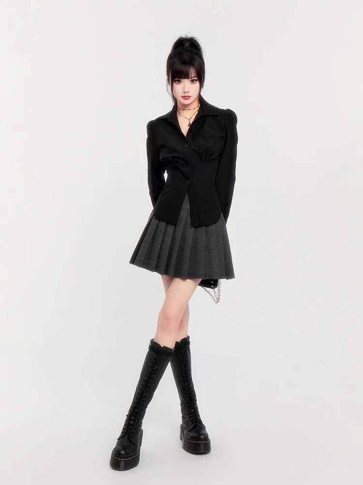 Retro Black & White Waist Shirt - Image 19