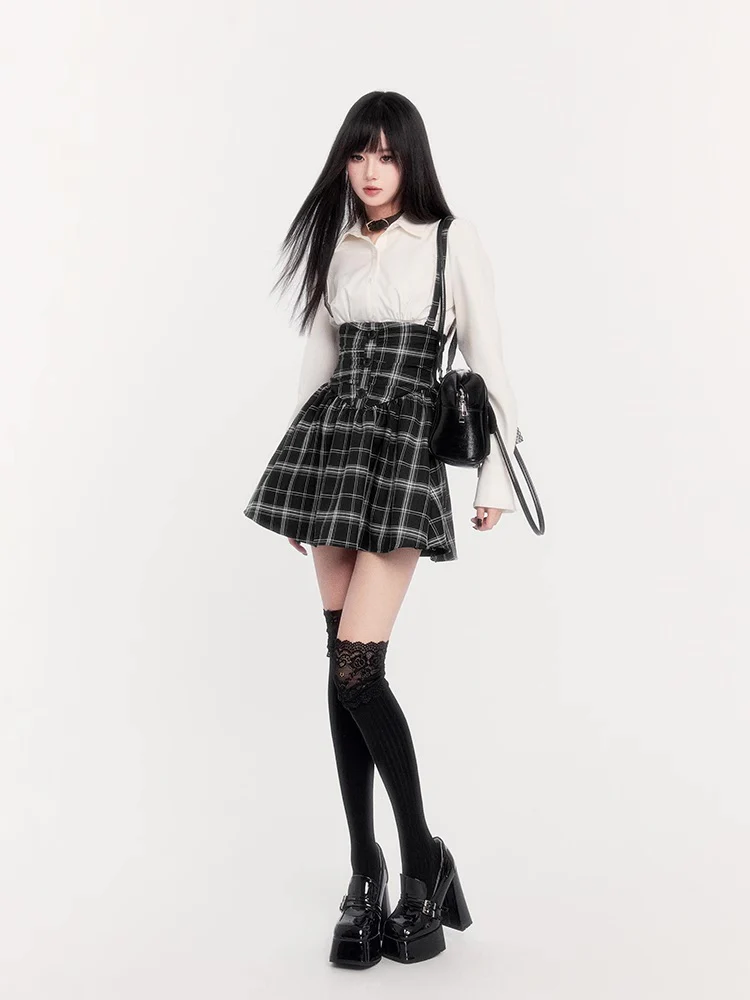 Retro Black & White Waist Shirt - Image 22