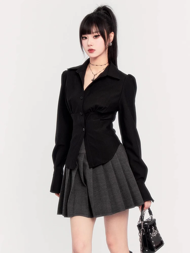 Retro Black & White Waist Shirt - Image 3