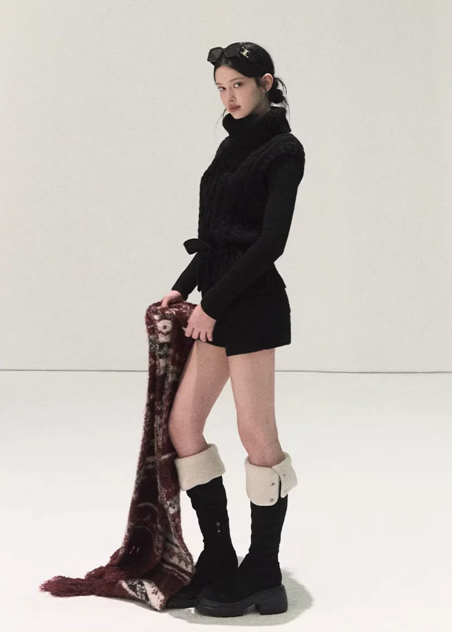 Wishlist Wool Holiday Shorts - Image 6